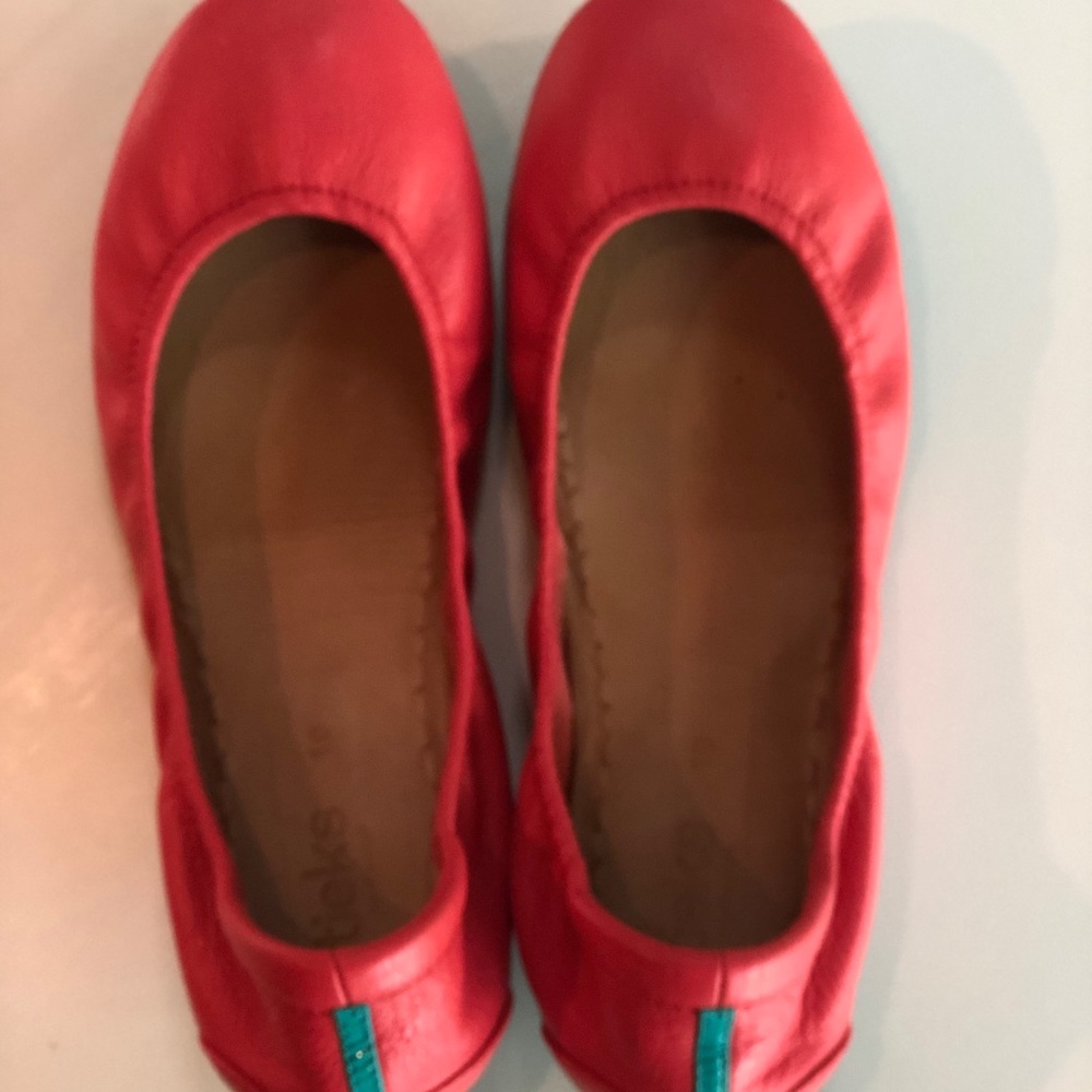 Limited edition poppy Tieks, size 10